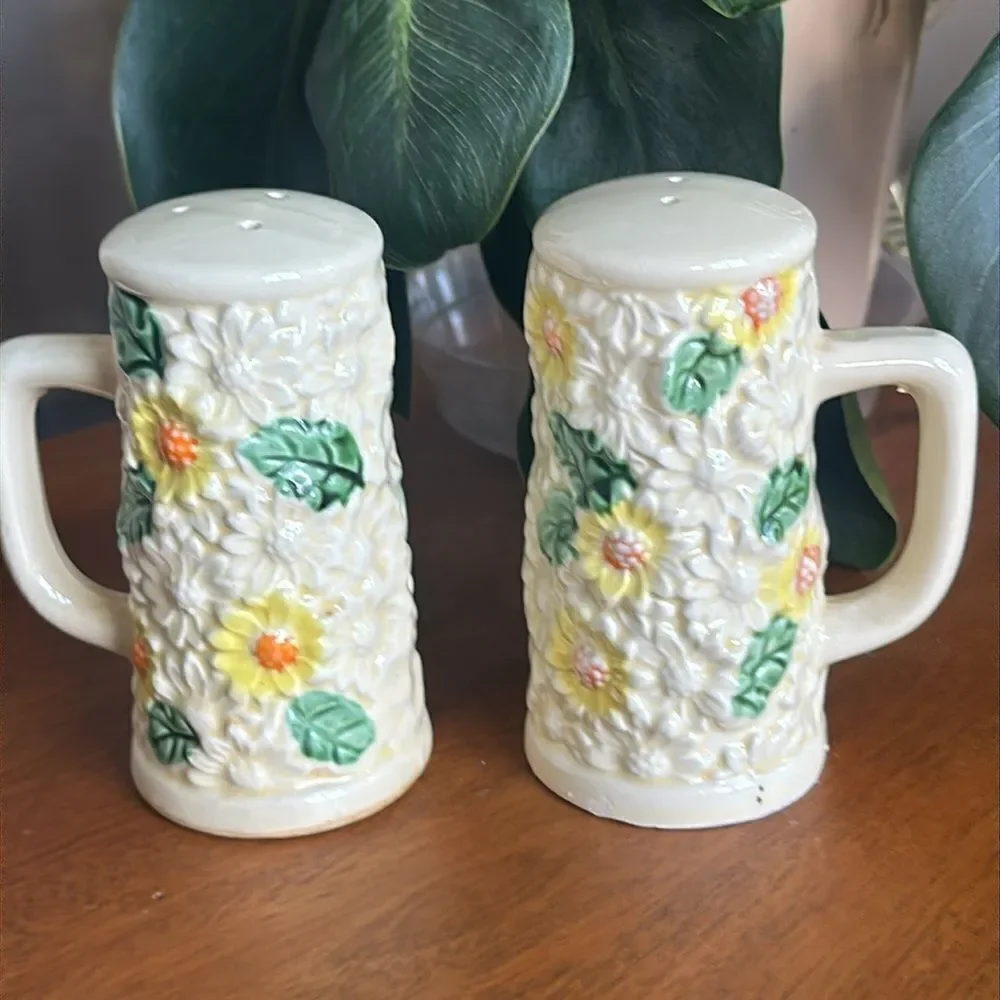 Morleans vintage ornate